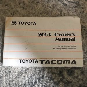 2003 Toyota Tacoma Owner's Manual Book Truck